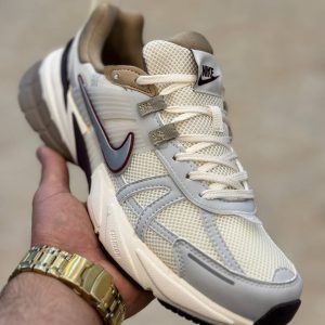 کتونی نایک وی تو کی ران  NIKE V2K RUN  درجه یک کوالیتی