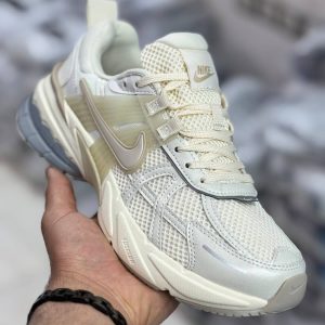 کتونی نایک وی تو کی ران  NIKE V2K RUN درجه یک کوالیتی