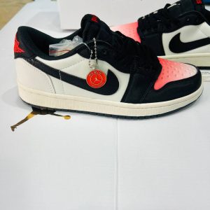 کتونی جردن وان لو رترو پاریس سنت جرمن (Air Jordan 1 Low Retro PSG)