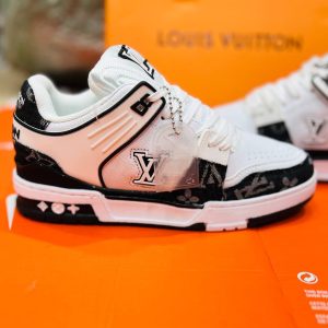 خرید کفش لویی ویتون Louis Vuitton Trainer کیفیت ممتاز – لاکچری، اسپرت و خاص