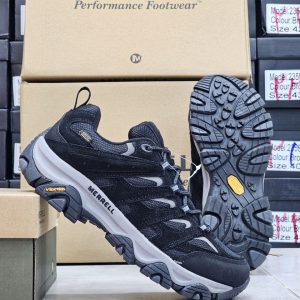 کفش ترکینگ مرل موآب Moab ضدآب GORE-TEX با زیره ویبرام | کیفیت ممتاز