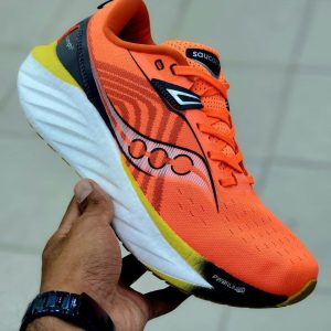 خرید کفش ساکونی تریومف 22 | Saucony Triumph کیفیت ممتاز
