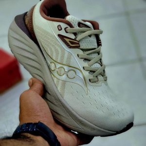 خرید کفش ساکونی تریومف 22 | Saucony Triumph کیفیت ممتاز