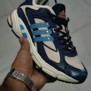 کتونی آدیداس فارماتون (Adidas Pharmaton)درجه یک کوالیتی ( )