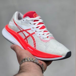 کفش رانینگ اسیکس مجیک اسپید ۳ (ASICS Magic Speed 3)