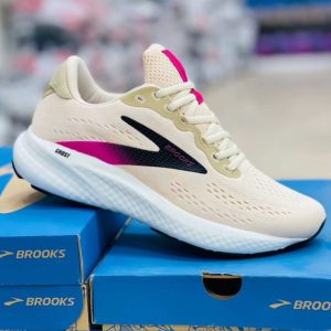 کفش رانینگ بروکس گاست ۱۷ (Brooks Ghost 17) زنانه
