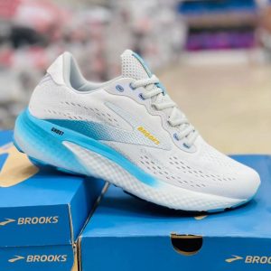 کفش رانینگ بروکس گاست ۱۷ (Brooks Ghost 17) زنانه