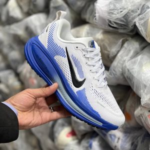 نایک وومرو ۱۸ | Nike Vomero 18 | کفش رانینگ و دویدن حرفه‌ای