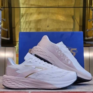 خرید کفش بروکس لانچ ۱۱ | کفش رانینگ سبک و راحت Brooks Launch 11