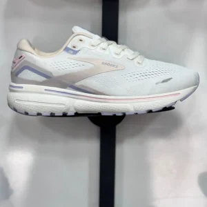 کتونی بروکس آدرنالین گاست ۱۵ (Brooks Adrenaline GTS 15)