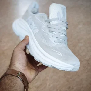 کفش رانینگ هوکا کلیفتون ۱۰ (Hoka Clifton 10) | سبک، نرم و مناسب دویدن روزمره