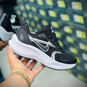 کفش نایک ZoomX زنانه کیفیت ممتاز  – سبک، نرم و مخصوص پیاده‌روی و دویدن