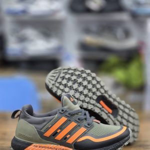 کتونی آدیداس اولترا بوست/ سایز ۳۶ الی ۴۰/ Adidas ultraboost All Terrain