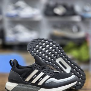 کتونی آدیداس اولترا بوست/ سایز ۳۶ الی ۴۰/ Adidas ultraboost All Terrain